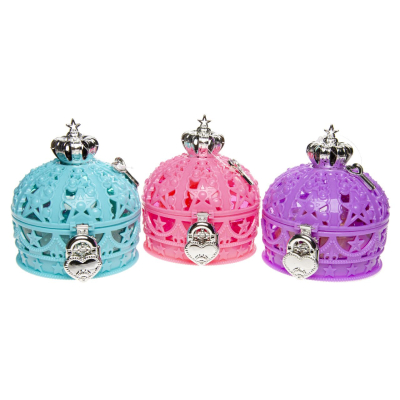 1351 CROWN BOX W DOLL & ACC °°°°